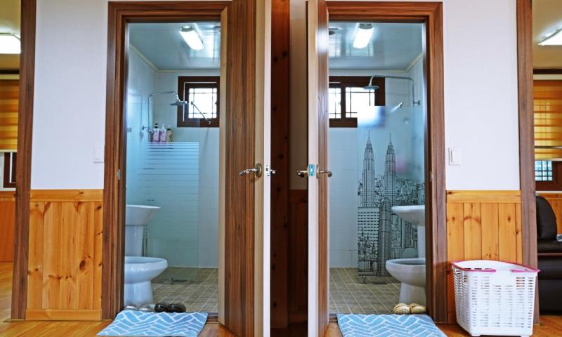 윤제관 2호 화장실